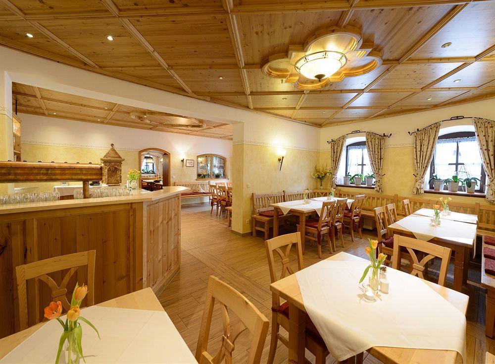Gasthof Mayrwirt Saaldorf Exterior photo